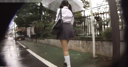 拉致レイプ ぎゃぁ ばぁぁ びやぁぁ 生脚ミニスカjkを追跡パンチラ盗撮してたらヤリたくなったから友人たちと強襲部屋に拉致った 抜けるのあります